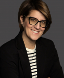 Dr. Viktória Baracsi DLA