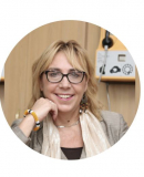Dr. Dóra Maros